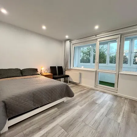 Bomi - Mieszkanie Wakacyjne - Ergo Arena - Zabianka - Jelitkowo - Azw Apartament