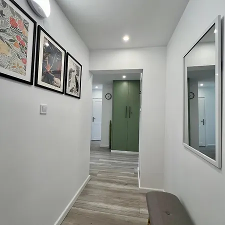 Apartament Bomi - Mieszkanie Wakacyjne - Ergo Arena - Zabianka - Jelitkowo - Azw Gdańsk